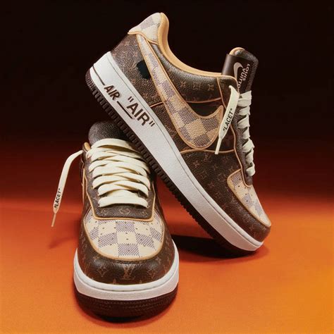 louis vuitton met rode zool man met punten|x Louis Vuitton Air Force 1 sneakers .